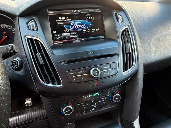 Ford Focus 19 of 22