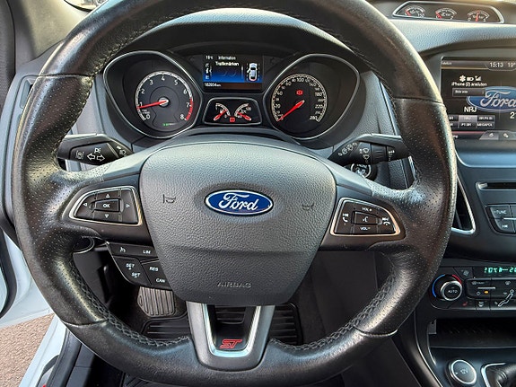 Ford Focus 18 of 22