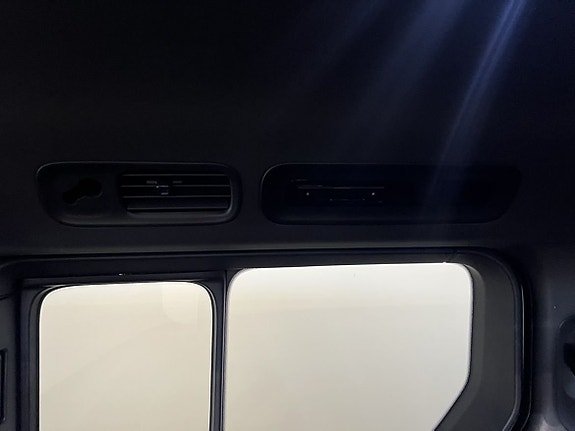 Volkswagen ID. Buzz 10 of 16