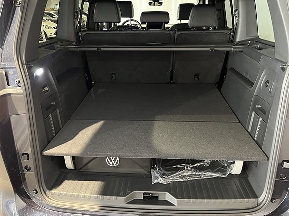 Volkswagen ID. Buzz 7 of 16