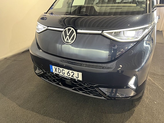 Volkswagen ID. Buzz 2 of 16