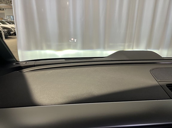 Volkswagen ID. Buzz 14 of 16