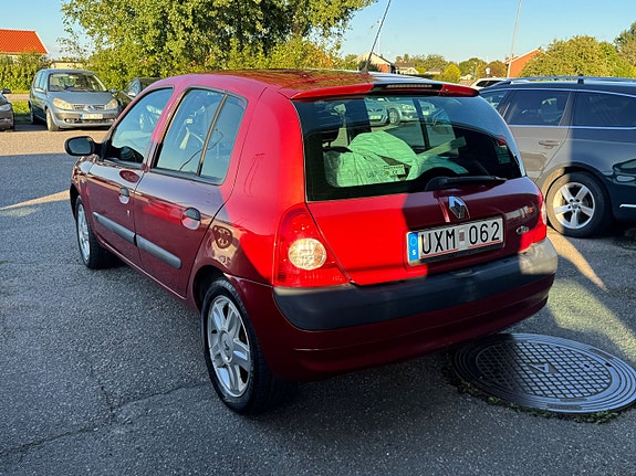 Renault Clio 6 of 13