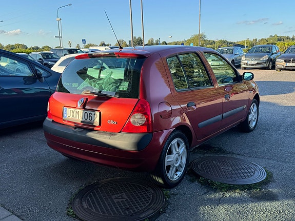 Renault Clio 4 of 13