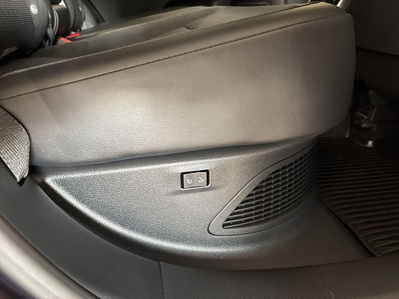 Lexus RX450h 24 of 30