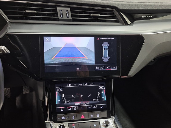 Audi e-tron 7 of 10