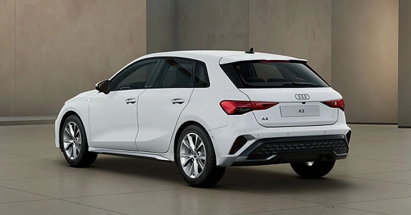 Audi A3 3 of 5