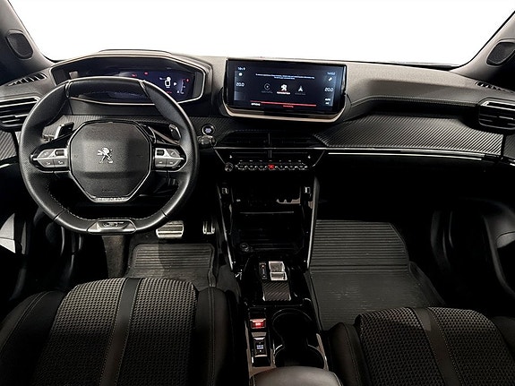 Peugeot 2008 7 of 17
