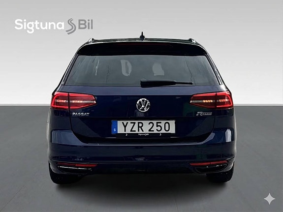 Volkswagen Passat 5 of 5