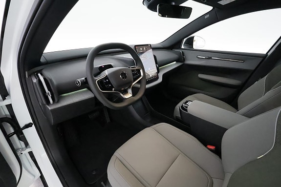 Volvo EX30 12 of 30