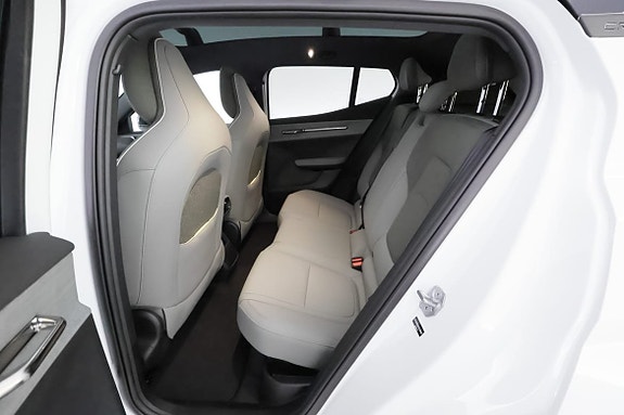 Volvo EX30 20 of 30