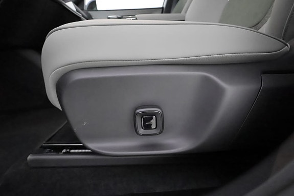 Volvo EX30 14 of 30
