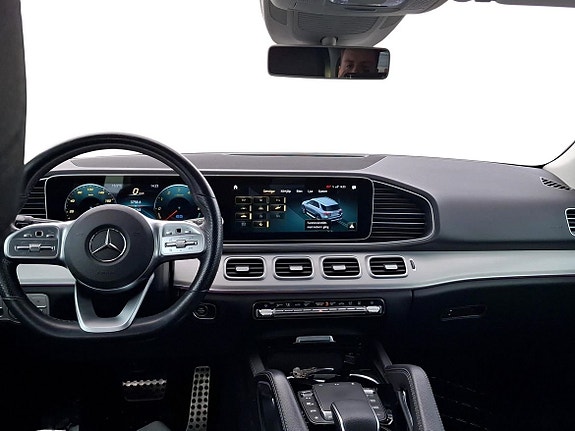Mercedes-Benz GLE350 de 10 of 11