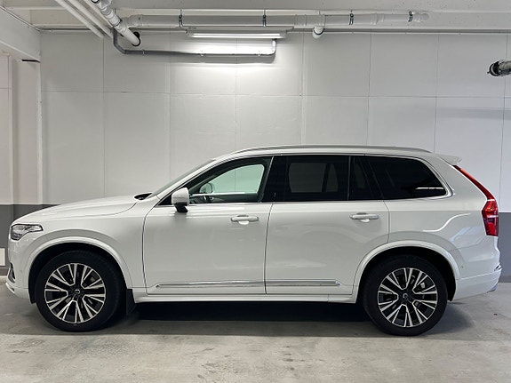 Volvo XC90 3 of 14
