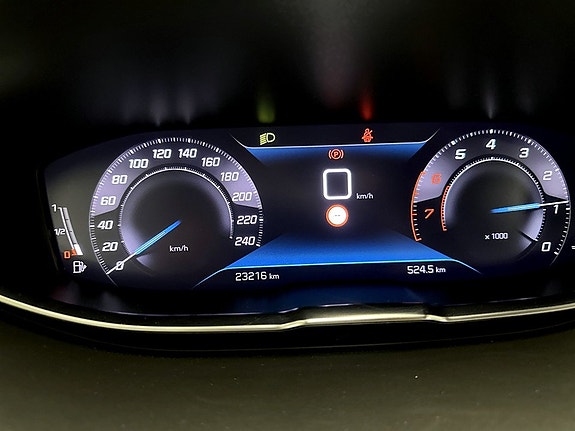 Peugeot 3008 9 of 16