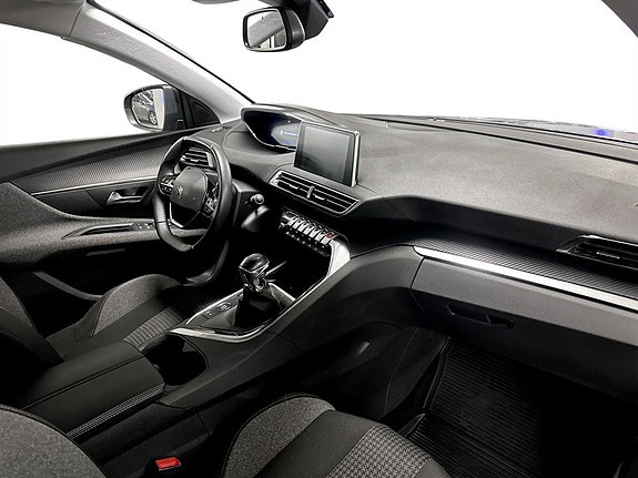 Peugeot 3008 12 of 16