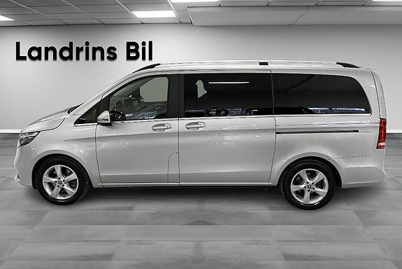Mercedes-Benz V300 d 4 of 5