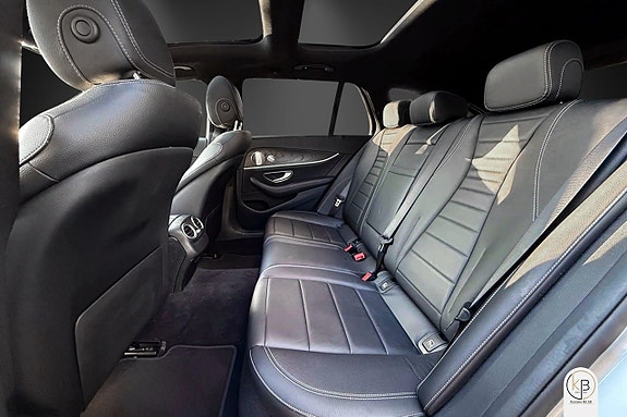 Mercedes-Benz E220 d 8 of 17
