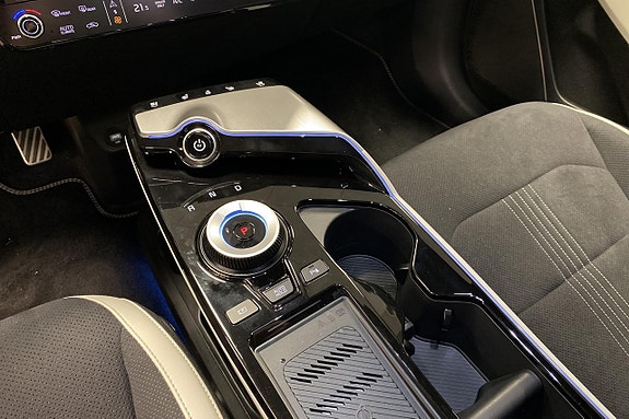 Kia EV6 12 of 15
