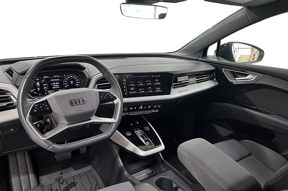 Audi Q4 e-tron 8 of 14