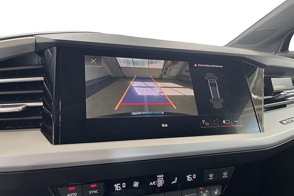 Audi Q4 e-tron 11 of 14