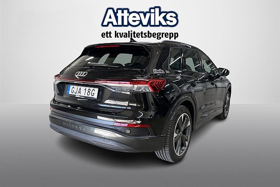 Audi Q4 e-tron 3 of 5