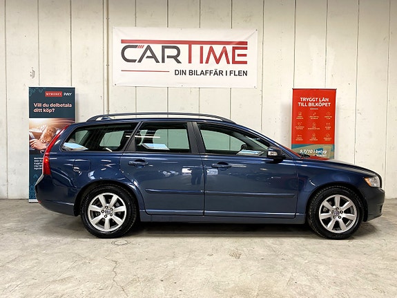 Volvo V50 4 of 5