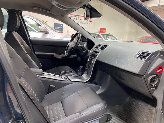 Volvo V50 9 of 12