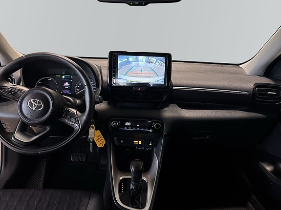 Toyota Yaris 8 of 23