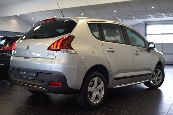 Peugeot 3008 4 of 5