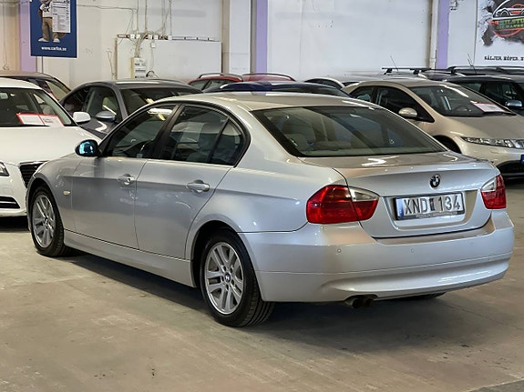 BMW 325i 5 of 13
