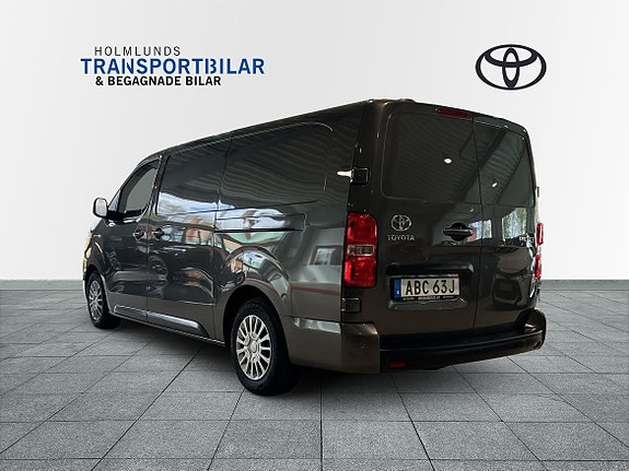 Toyota Proace 2 of 5