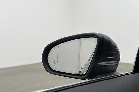 Mercedes-Benz A35 12 of 30