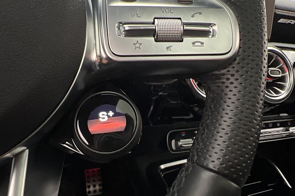 Mercedes-Benz A35 21 of 30