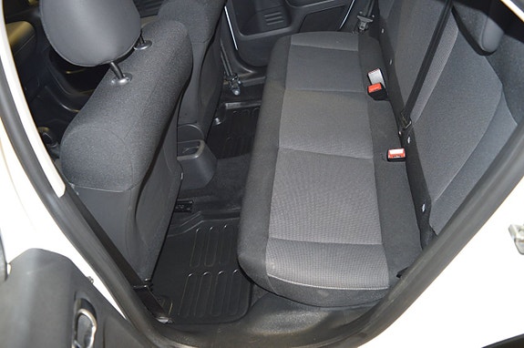 Citroen C4 Cactus 17 of 18