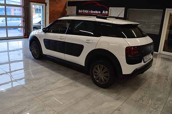 Citroen C4 Cactus 4 of 5