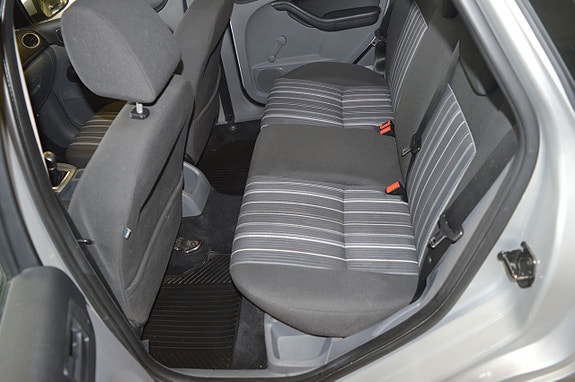Ford Focus 17 of 19