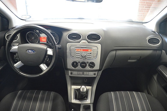 Ford Focus 18 of 19