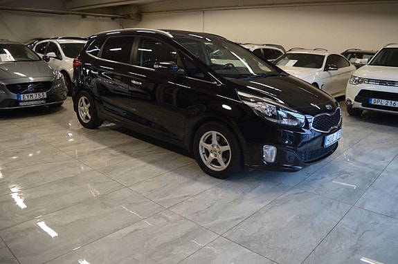 Kia Carens 3 of 20