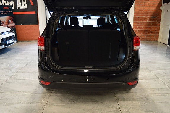 Kia Carens 13 of 20