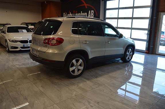 Volkswagen Tiguan 5 of 19