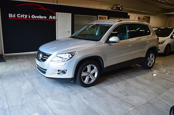 Volkswagen Tiguan 3 of 19
