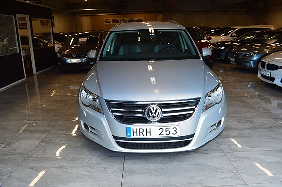 Volkswagen Tiguan 10 of 19