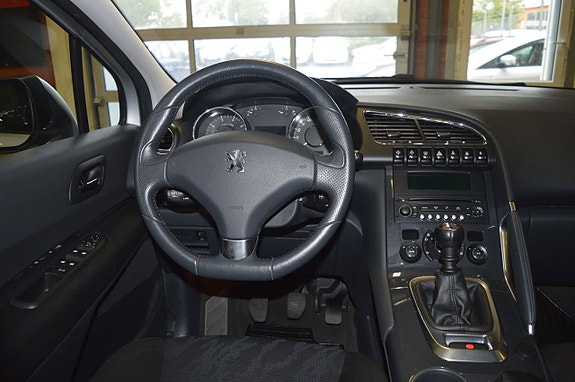 Peugeot 3008 9 of 21