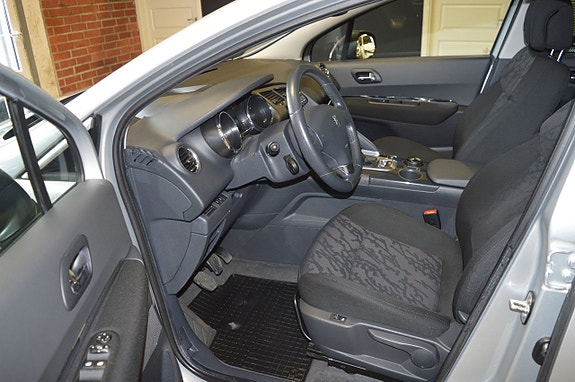 Peugeot 3008 16 of 21