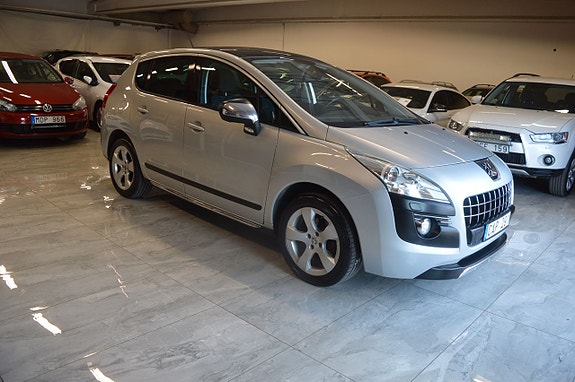 Peugeot 3008 2 of 5