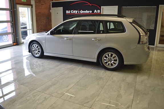 Saab 9-3 4 of 5