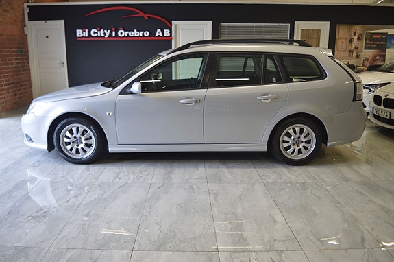 Saab 9-3 3 of 5