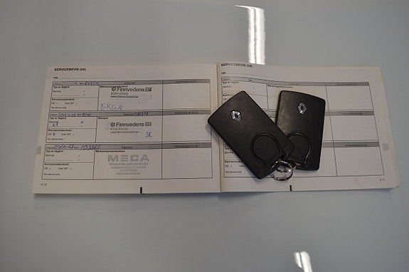 Renault Clio 19 of 19