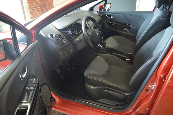Renault Clio 14 of 20